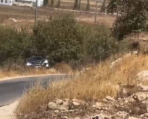 5 إصابات في هجوم للمستوطنين على مركبة بين المغير وأبو فلاح